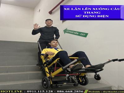 Xe Lăn Lên Xuống Cầu Thang Sử Dụng Điện